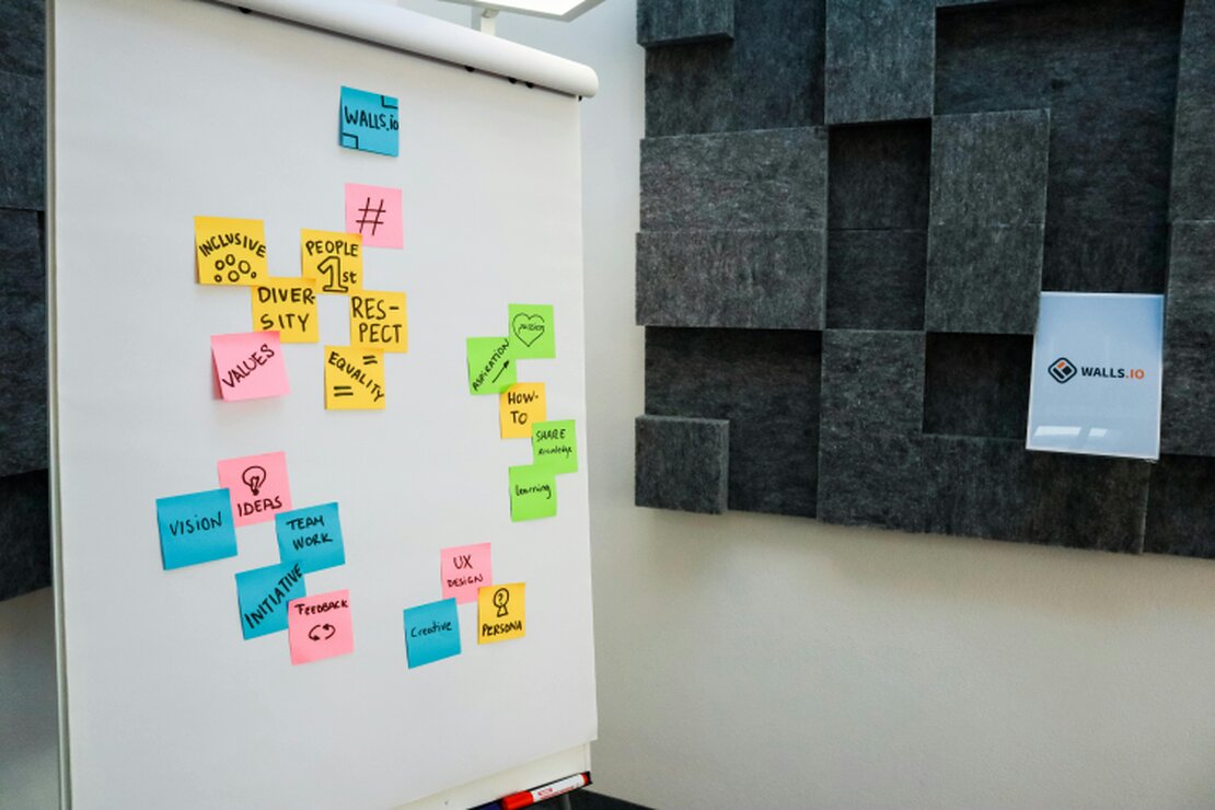 Therapist reviewing a structured session plan